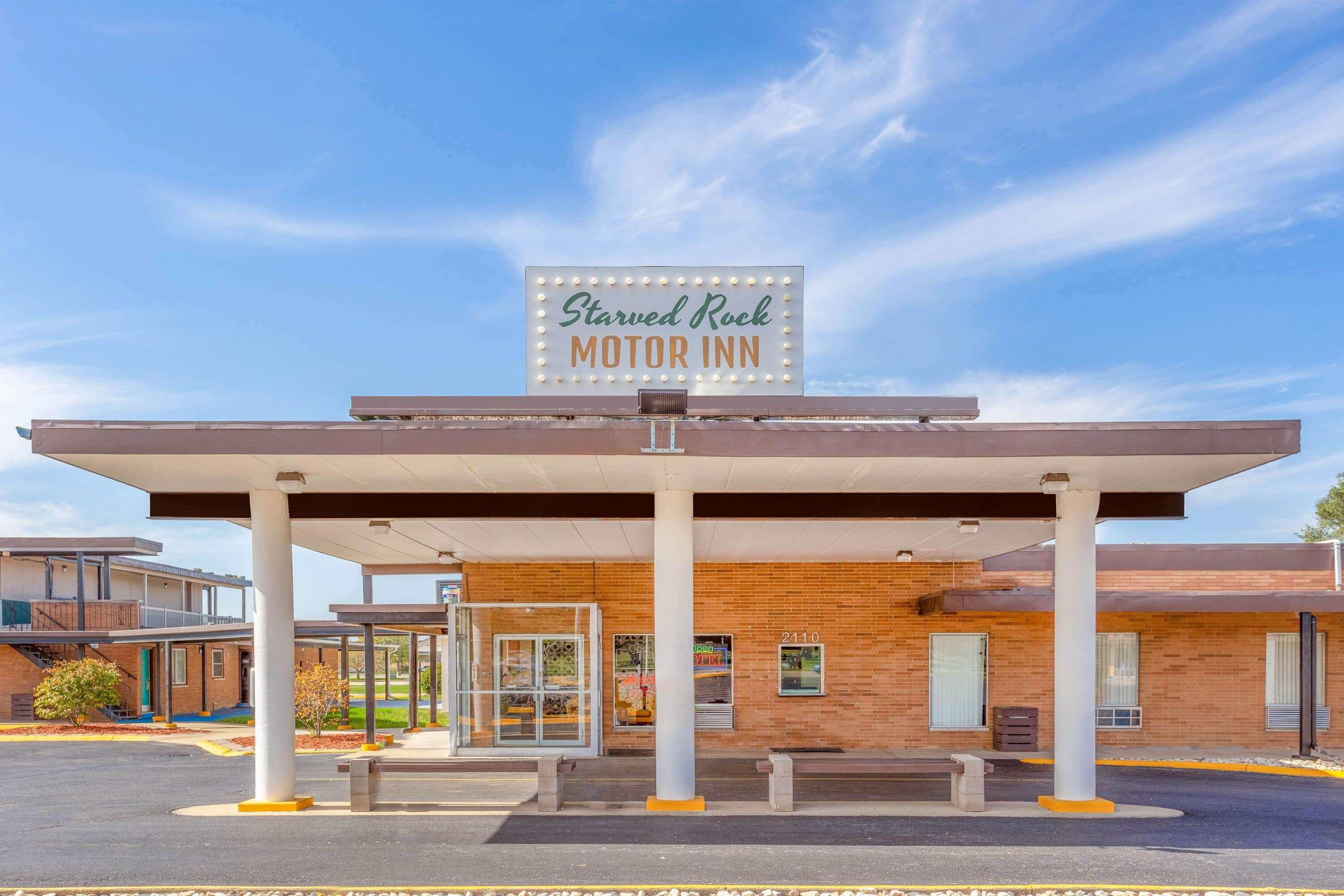 Starved Rock Motor Inn Travelodge By Wyndham Streator Exteriér fotografie